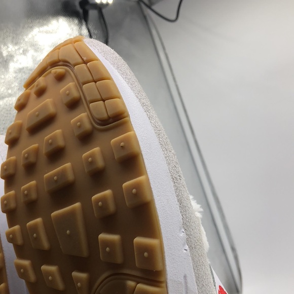 Mens Nike Air Max 1 The Bay White University Red FJ4451-100 Marked Size 11.5 - Picture 11 of 14